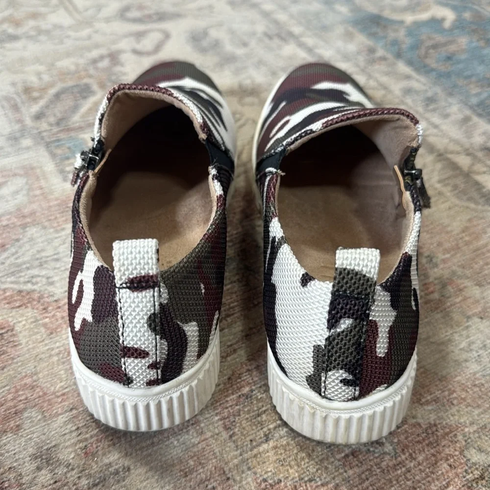 Naturalizer Soul slip on shoes women’s size 8